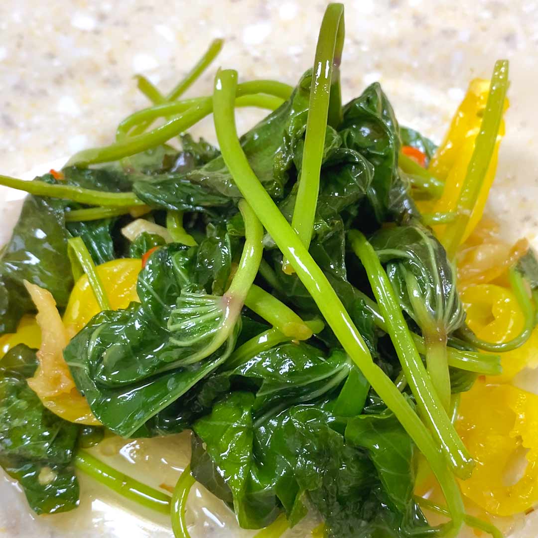 Grow And Cook Sweet Potato Leaves Stir Fry Recipe Bear Cusine