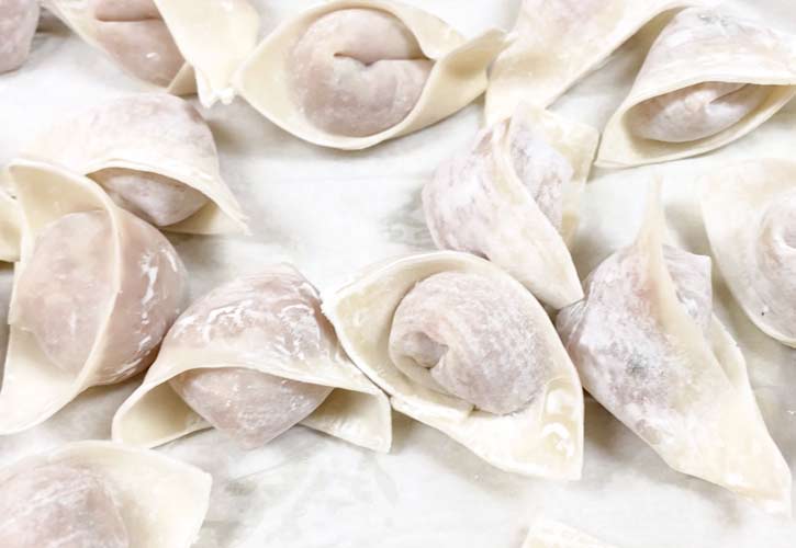 store wonton in the freezer, and then transfer to a bag