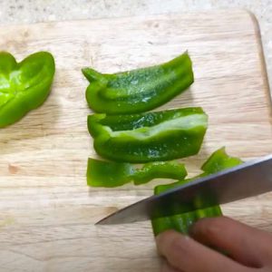 chop green peppers