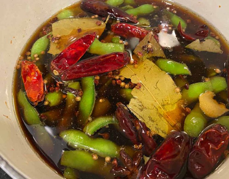 Braised Edamame Bean Pods Bear Cusine