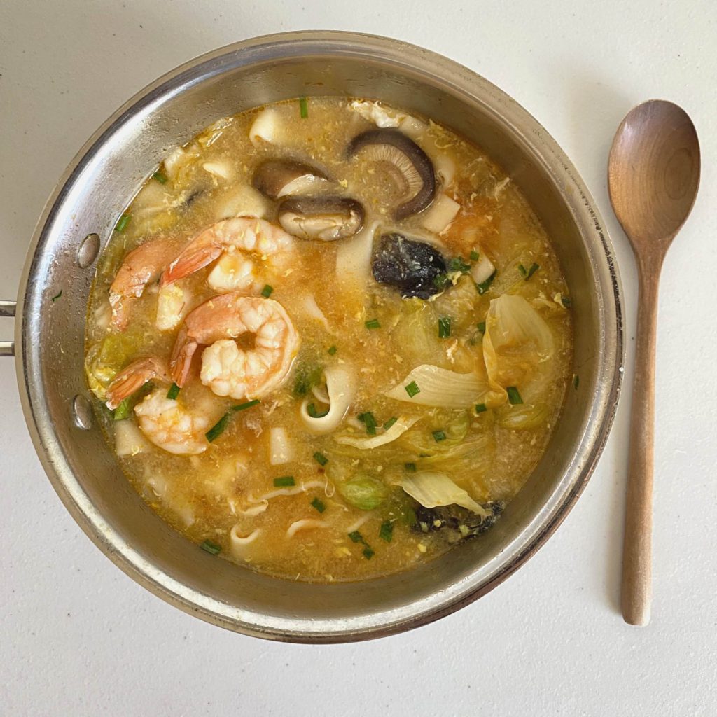 tomato shrimp noodle soup